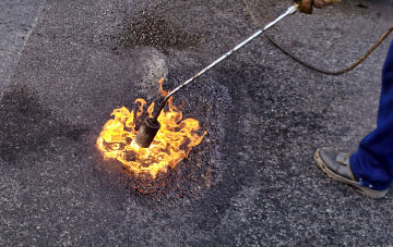 Kirkby La Thorpe flat roofing repairs